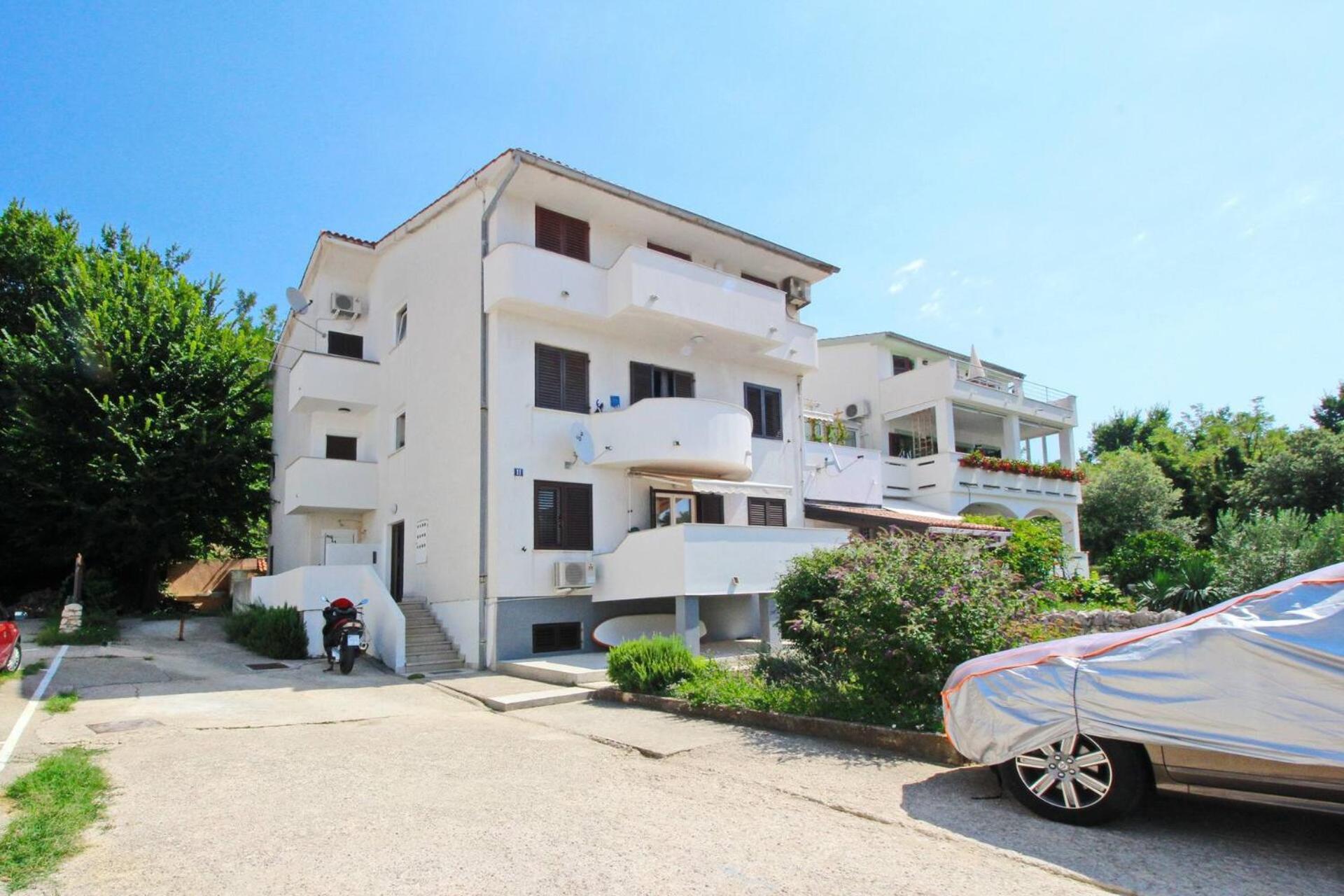 Apartments Karamarko Башка Экстерьер фото